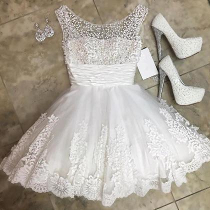 2018 White Pearls Lace Short Homecoming Dresses A..