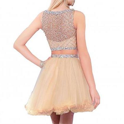 Two Pieces Beaded Luxury Short Homecoming Party..
