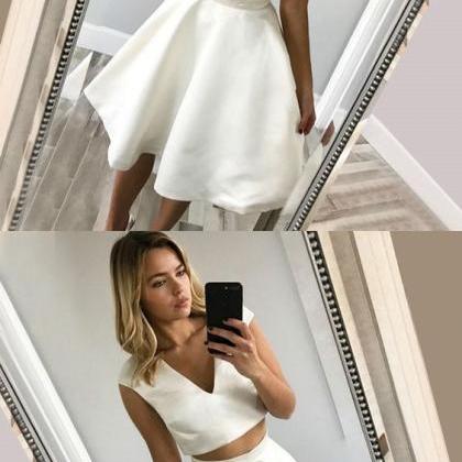 A Line White Two Pieces Homecoming Dress 2018 Plus..