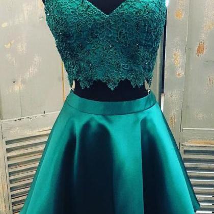 Green Lace Beaded Two Pieces Short Homecoming..