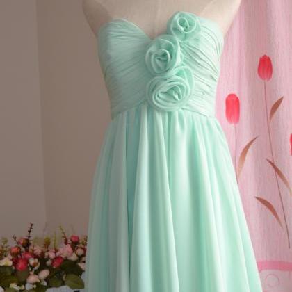 Mint Green Chiffon Short Bridesmaid Dresses With..