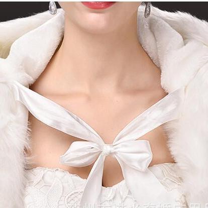 Vintage Ivory Warm Winter Wedding Jackets Faur Fur..