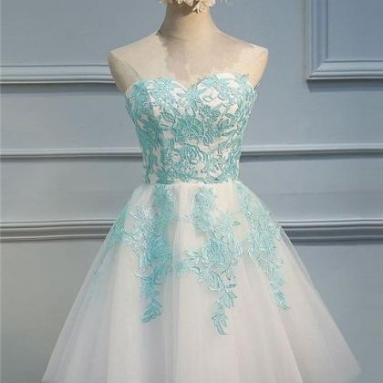 Sexy Ball Gowns White Tulle Short Homecoming Dress..