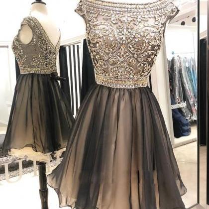 Luxury Beaded Scoop Neck Short Homecoming Dress A..