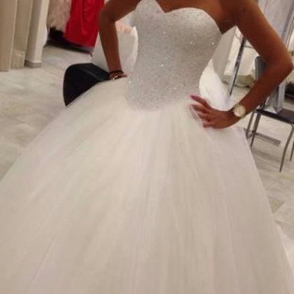Charming Beaded Crystal Ball Gown Wedding Dresses..