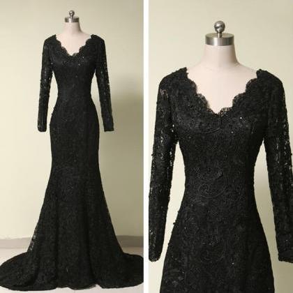 Plus Size Black Lace Prom Dresses With Long Sleeve..