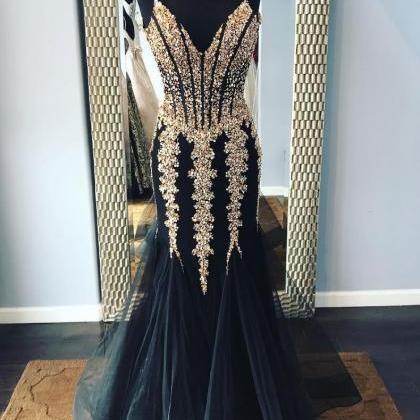 Charming Black Beaded Tulle Mermaid Prom Dress..