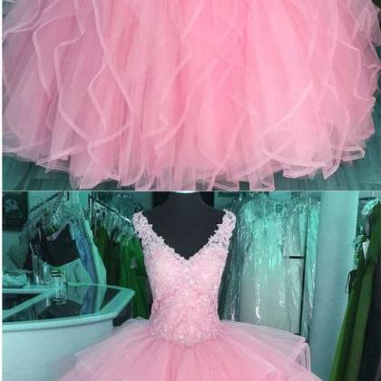 Sexy V-neck A Line Pink Tulle Prom Dresses..