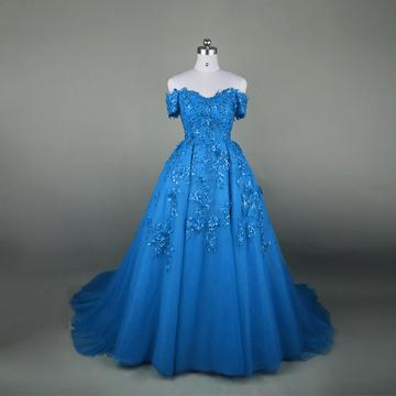 Off Shoulder Lace Ball Gown Quinceanera Dresses..