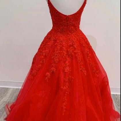 Elegant Red Tulle Ball Gown Quinceanera Dresses..