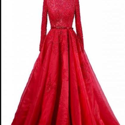 Fashion Red Satin Scoop Neck A Line Prom Dresses..