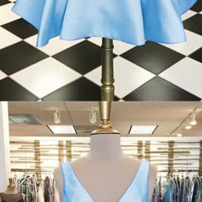 A-line V-neck Satin Homecoming Dresses Short Prom Gowns 2018,Sky Blue Satin Mini Homecoming Dresses,Custom Made Party Gowns .Girls Gowns Short 