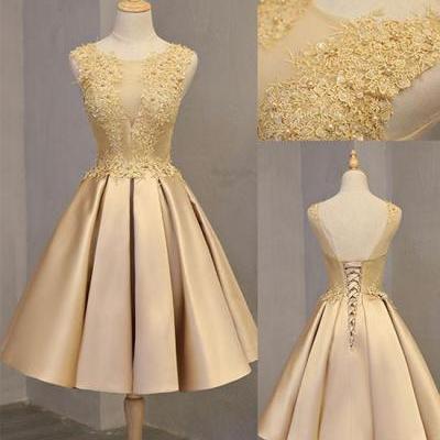 Sexy Backless Gold Lace Short Prom Dress With Appliqued Fashion Women Mini Cocktail Party Gowns ,2019 Short Cocktail Gowns 