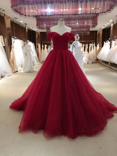 Sexy Off Shoulder Sleeves Prom Dress,ball Gown Burgundy Prom Dress,sexy Burgundy Evening Dress，2018 Burgundy Tulle Long Evening Dresses, Off
