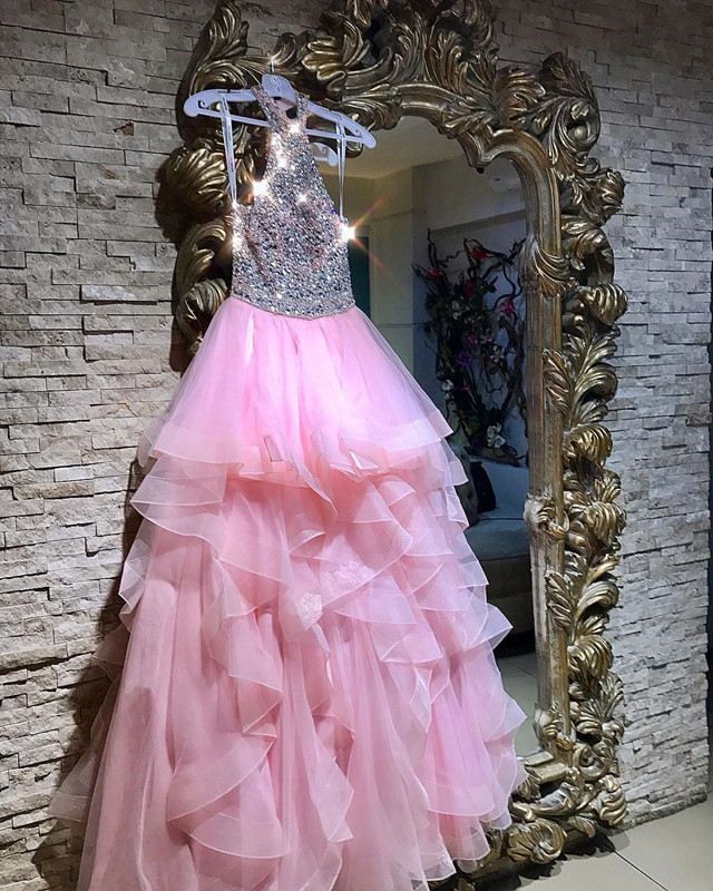 Halter Prom Dress,ruffles Prom Dress,sequin Beaded Prom Dress,pink Ball Gowns,2018 Sexy Beaded Corset Women Party Gowns ,wedding Guest Gowns