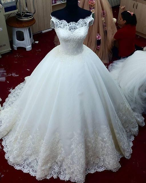 2018 Vintage White Wedding Dresses, Pricess Wedding Gowns ,women Bridal Gowns , Plus Size Wedding Dresses .white China Wedding Gowns .bridal