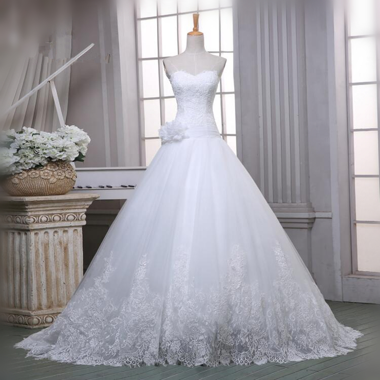 Custom Made Sweetheart Neck Lace White/ivory Simple Wedding Dresses 2018 A Line Tulle Elegant Wedding Gowns