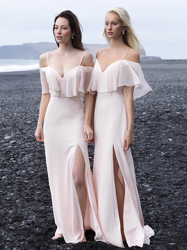 New Arrival Light Pink Chiffon Long Bridesmaid Dresses Off Shoulder Party Gowns Short Sleeve Women Beach Dresses