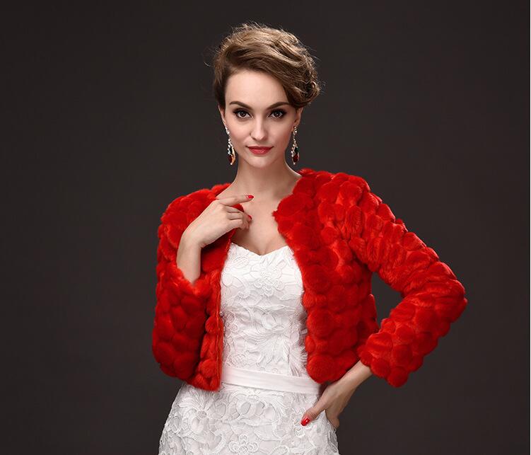 Vintage Red Warm Winter Wedding Jackets Faur Fur Short Coats For Wedding , Bridal Shawel Wrap For Bridal
