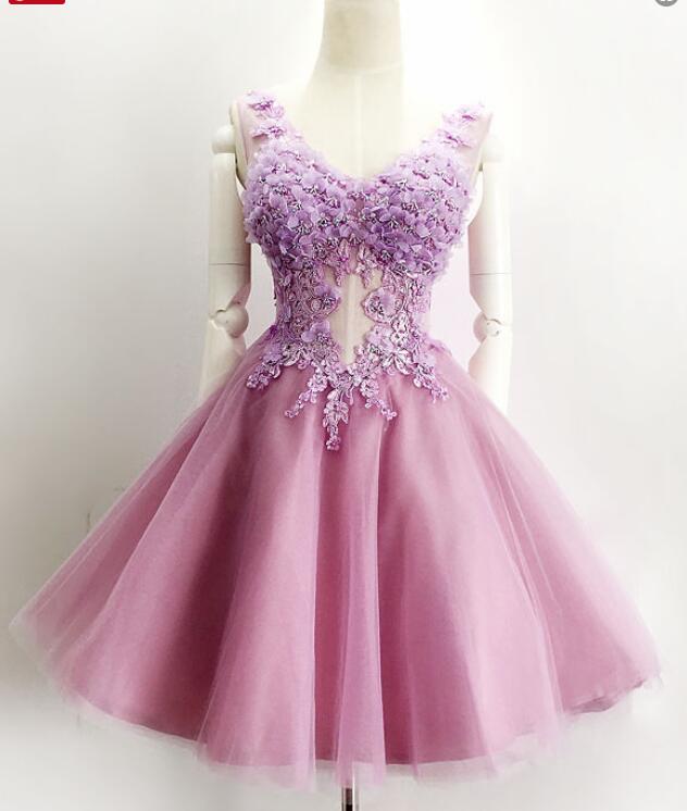 Fashion Purple Lace Short Homecoming Dress A Line V-neck Lace Prom Dress Custom Made Party Gowns