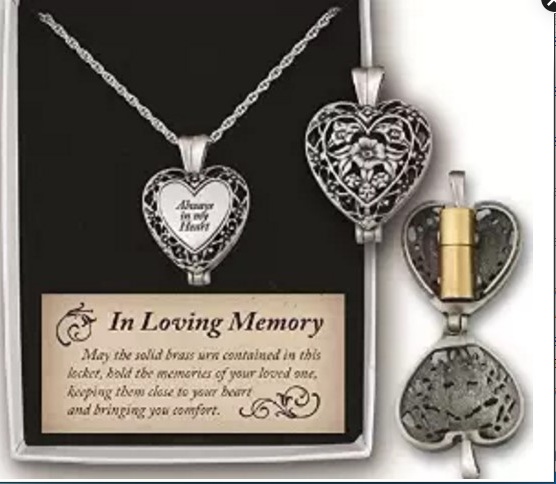 In My Heart Auspicious Jewelry Animal Paw Print Pet Box Heart Pendant Funeral Jewelry Ashes Souvenir Necklace Ashes