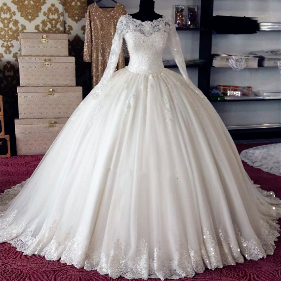 Elegant White Ball Gown Pricess Wedding Dresses Custom Made Country Women Wedding Gowns With Long Sleeve