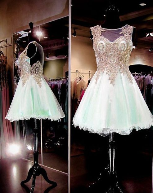 Short Scoop Neck Prom Dress With Lace Appliqued ,sweet 15 Prom Gowns , Mini Cocktail Dress
