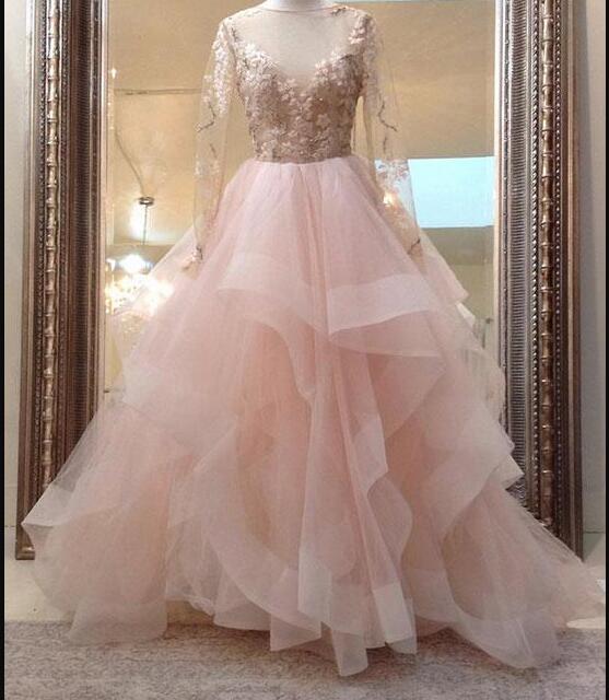 Light Pink Tulle Sexy Backless Ball Gown Quinceanera Dresses Custom Made Women Party Gowns .sweet 16 Quinceanera Gowns