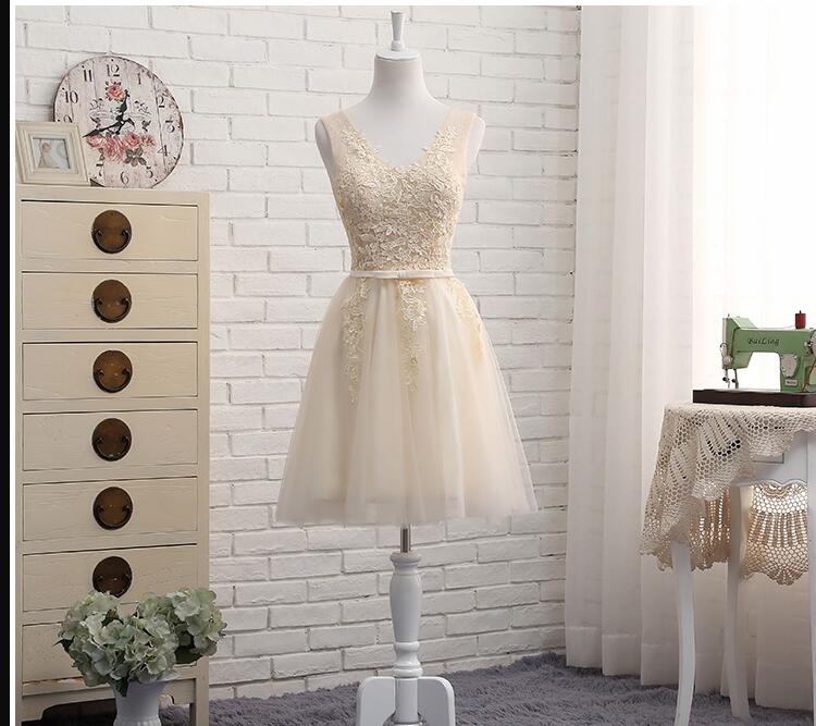 Simple Light Champagne Lace Short Homecoming Dress V-neck Lace Up Prom Dress Short,custom Made Short Bridesmaid Dress 2020