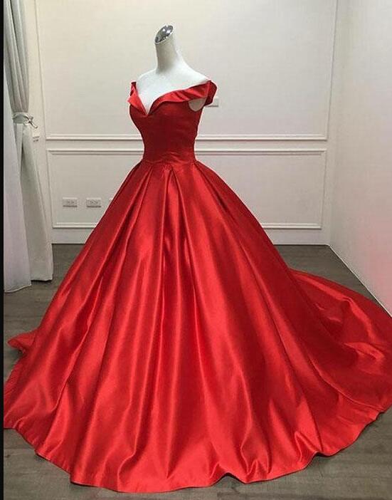 Are ball gowns still popular for prom 2024? - Jovani Blog