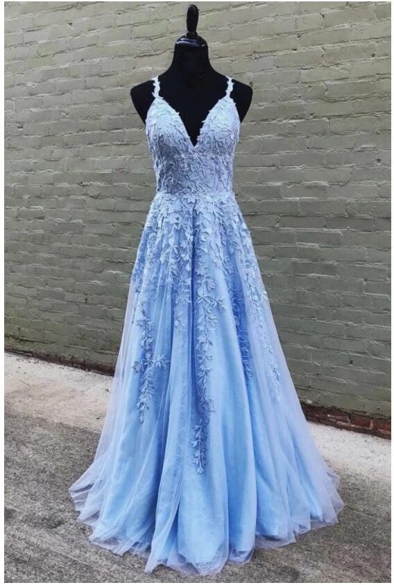Elegant Light Blue Lace Formal Evening Dresses A Line Women Prom Gowns , Women Guest Gowns , Long Prom Gowns 2020