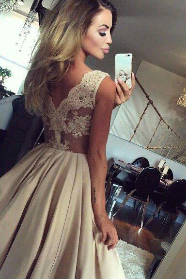 Sheer Lace Backless Short Satin Homecoming Party Gowns Simple 2018 Sexy Backless Mini Lace Prom Dresses Plus Size Wedding Party Dresses Off