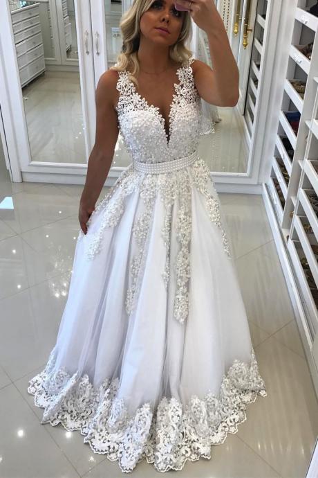 A Line V Neck Long White Tulle Lace Prom Dresses With Pearls Long Elegant Formal Evening Gown Junior Senior Party Dress Custom Plus Size 2018