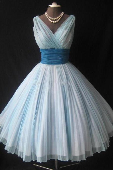 Vintage 1950's Ball Gown Tea-length Short Prom Evening Dresses Gowns Real Sample V-Neck Puffy Ruffle Chiffon Christmas Party Dress，2018 Light Blue Mini Cocktail Dress, Short Homecoming Dresses