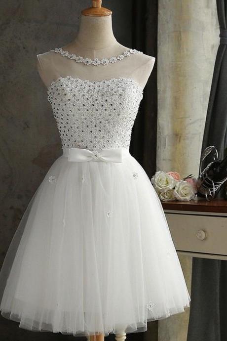 2018 New Arrival White Beaded Short Bridesmaid Dresses ,Short Bridesmiad Gowns , Plus Size Women Party Gowns ，White Mini Cocktail Dress, White Beaded Graduation Gowns,Off Shoulder Short Homecoming Dresses, Short Cocktail Gowns , Wedding Women Dresses