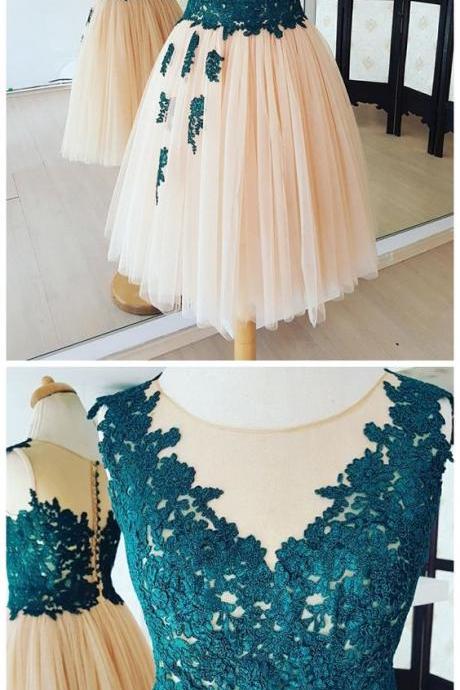 See Through Short Homecoming Dresses Lace Top Tulle Cheap Homecoming Dresses，2018 New Arrival Lace Prom Gowns ,Mini Cocktail Dress, Girls Party Gowns .Plus Size Women Party Gowns .