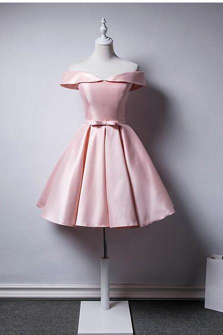 Off Shoulder Light Pink Satin Short Homecoming Dresses,off Shoulder Party Gowns, A Line Girls Gowns .short Bridesmaid Dress