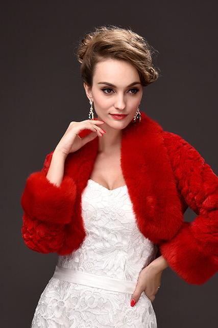 Vintage Red Warm Winter Wedding Jackets With Long Sleev Faur Fur Short Coats For Wedding ,Cheap Bridal Shawel Wrap For Bridal 