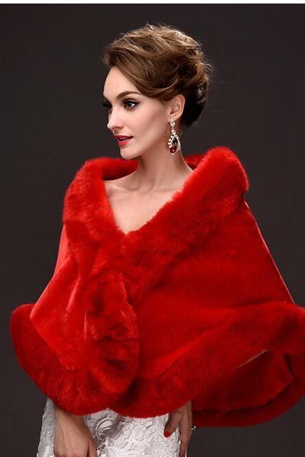 Vintage Red Warm Winter Wedding Jackets Faur Fur Short Coats For Wedding , Bridal Shawel Wrap For Bridal