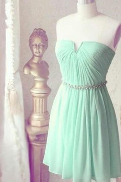 Off Shoulder Mint Green Chiffon Pleated Short Homecoming Dress A Line Cocktail Party Gowns ,simple Women Party Gowns