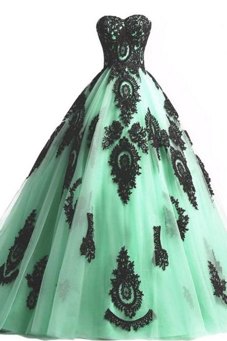 Fashion Mint Green Tulle Ball Gown Quinceanera Dress With Black Lace A Ppliqued Sweet 16 Prom Gowns , Custom Made Pricess Quinceanera Gowns