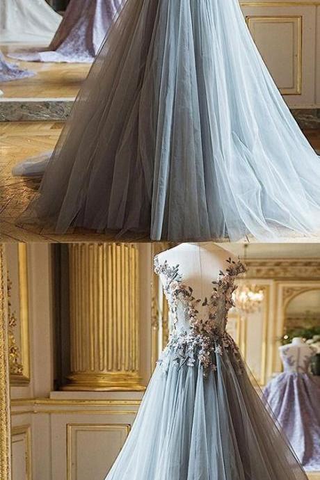 Stunning Gray Tulle Long Prom Dresses A Line Women Prom Party Gownx With Flowers Lace , Formal Evening Dress Off Shoulder