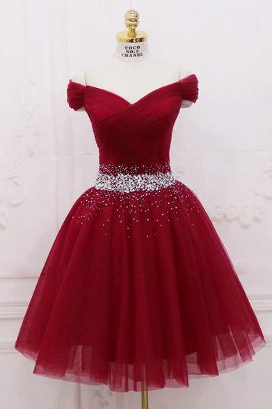 Elegant A Line Burgundy Tulle Ruched Short Homecoming Dress With Beaded Above Length Women Prom Gowns , Sexy Sweet 16 Prom Gowns ,cocktail Gowns