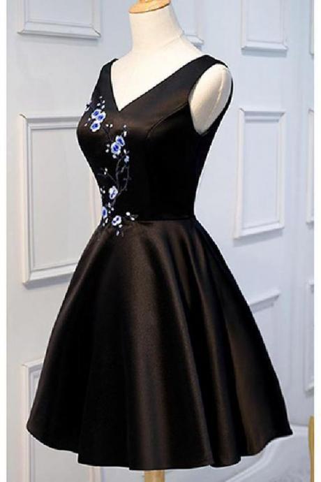 Sexy V-neck Black Short Prom Dress, Short Homecoming Dress, Custom Made Cocktail Party Gowns 2020