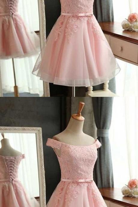 Cute Pink Tulle Short Homecoming Dress Custom Made Lace Appliqued Prom Party Gowns , Mini Graduation Gowns