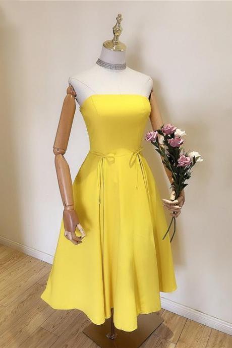 Yellow Satin Short Homecoming Dress Sweet 15 Prom Party Gowns ,junior Party Gowns ,short Cocktail Gowns