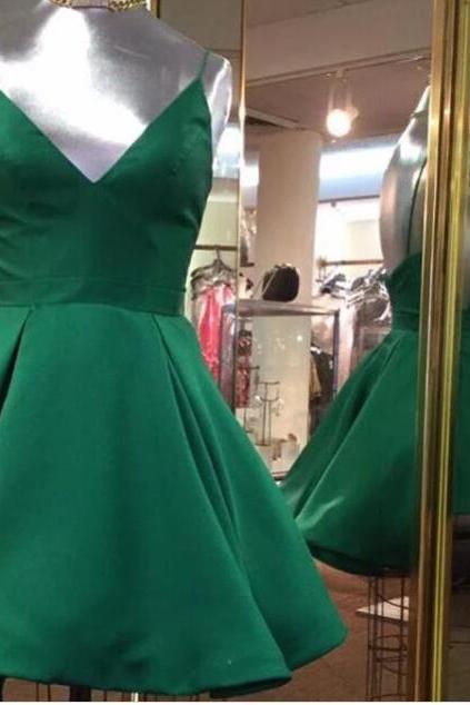 Sexy Cheap Green Satin Short Homecoming Dress Custom Made Party Gowns ,Short Prom Gowns ,Custom Made Cocktail Party Gowns 