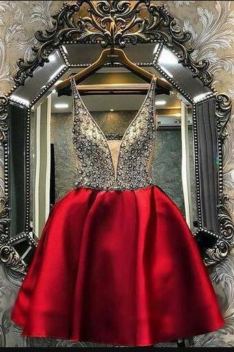 Cheap Burgundy V-Neck Beadeding Short Homecoming Dress A Line Mini Cocktail Party Gowns ,Cheap Prom Gowns 2020