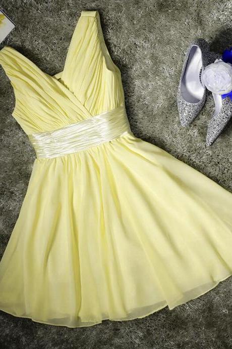 Cheap Light Yellow Ruffle Short Homecoming Dress A Line Junior Party Gowns ,Wedding Guest Gowns ,Short Bridesmaid Dress 